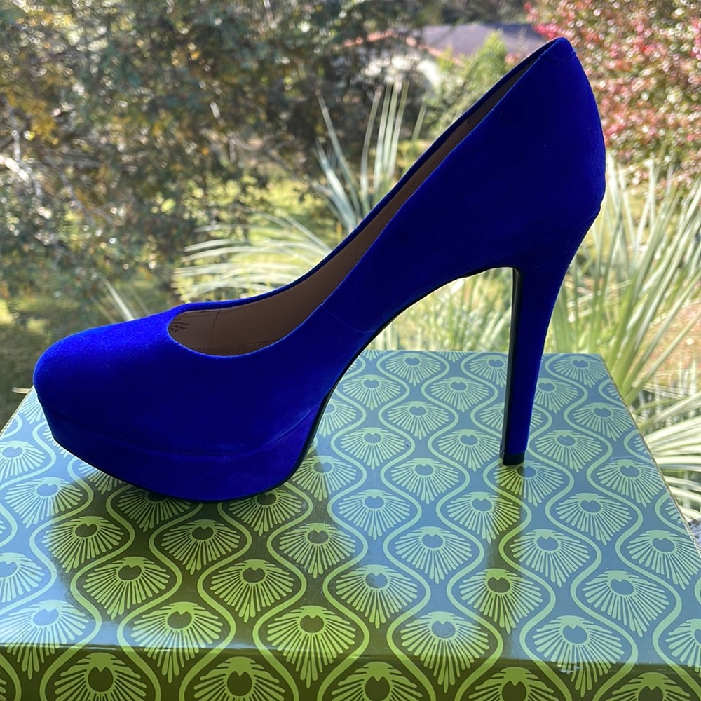 Gianni Bini dress pumps